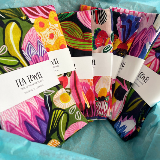 7-Day Tea Towel Set – Magnifica Edition Kirsten Katz