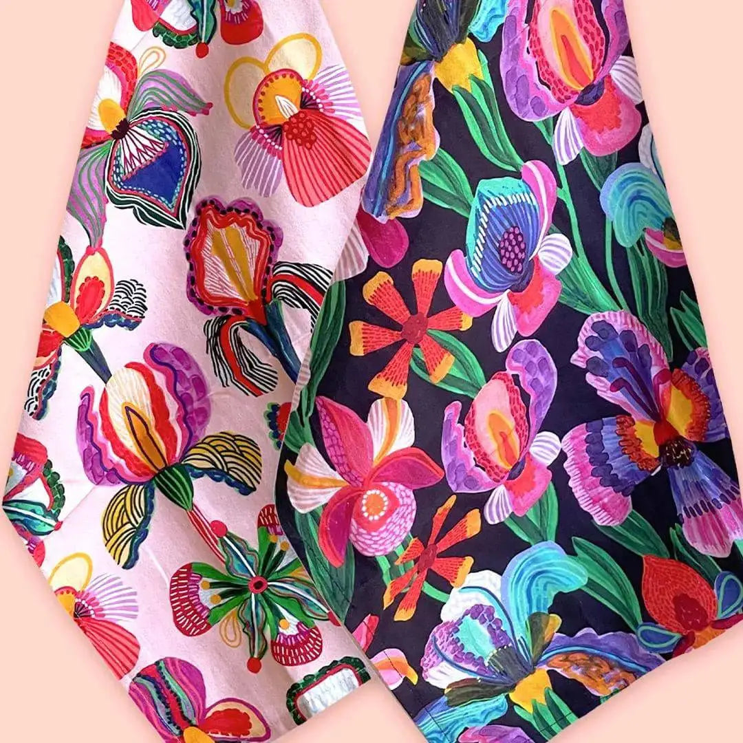 7-Day Tea Towel Set – Magnifica Edition  Kirsten Katz