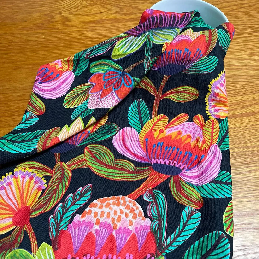 Protea Fantasy Tea Towel & Australian Wooden Coaster Gift Set - Kirsten Katz